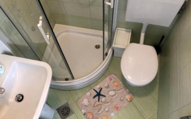 Apartments & Rooms Nardin