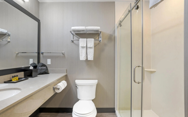 Best Western Plus East Side