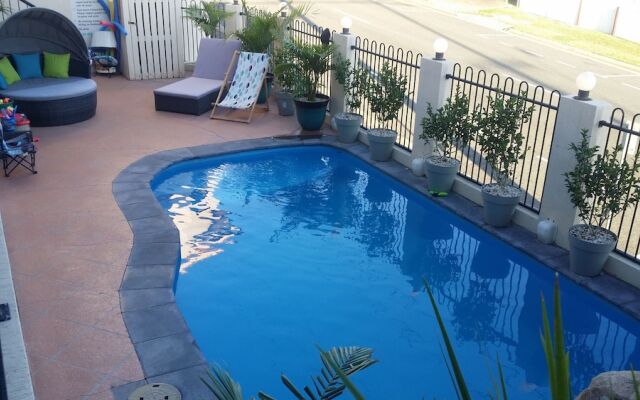 CQ Motel Gladstone