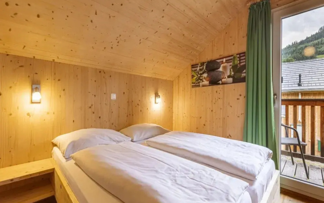 Exclusive Chalet With Whirlpool