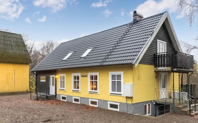 Amazing Home in Örkelljunga With Wifi and 6 Bedrooms