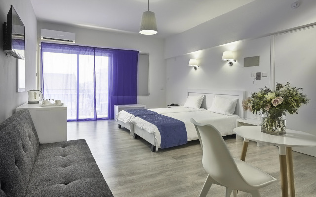 Mikes Kanarium Hotel