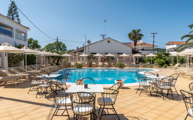 Metaxa Apartments