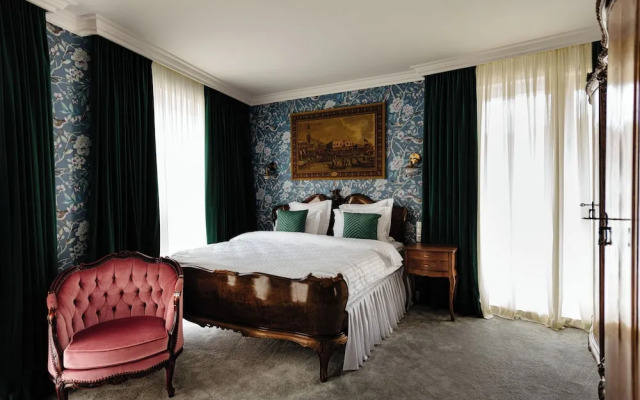 Ateneea Luxury Rooms