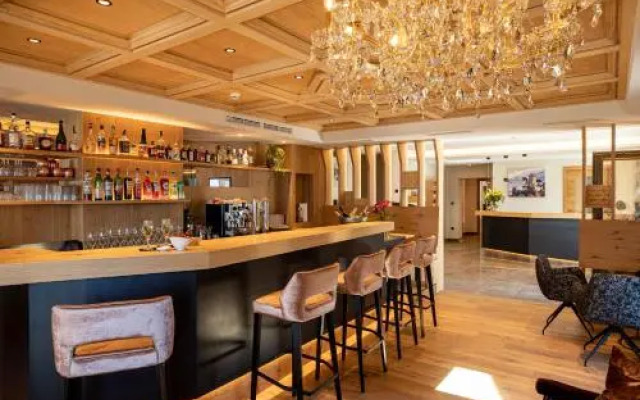 Отель Patriarch