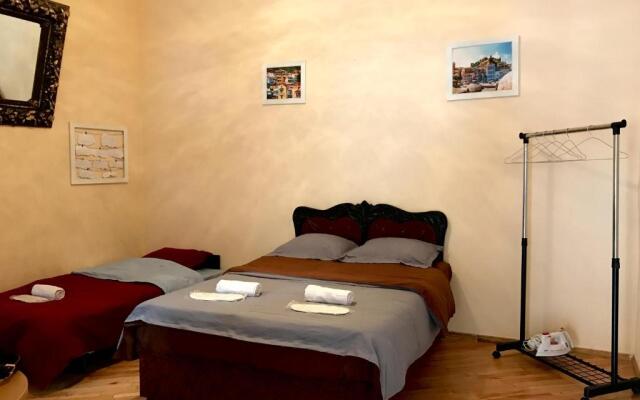Room 48