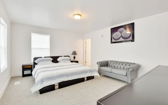 South Salt Lake Townhome - Family Friendly!