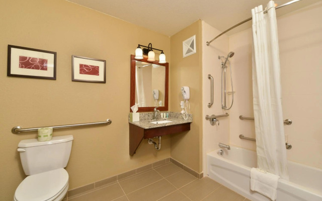 Comfort Suites Minot