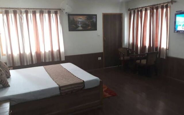 Beyond Stay Hotel Manali Queen