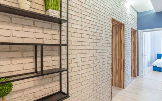 KievApts Sofievskaya 18
