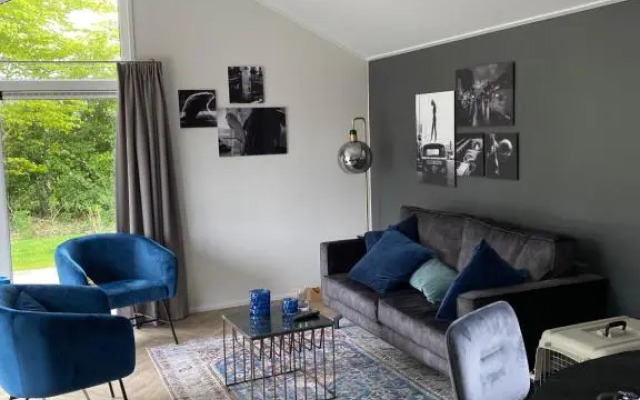 Gloednieuw luxe chalet aan Veluwemeer 4 pers