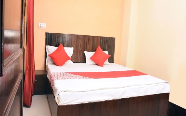OYO 14658 Shree Ambe Tara Guest House