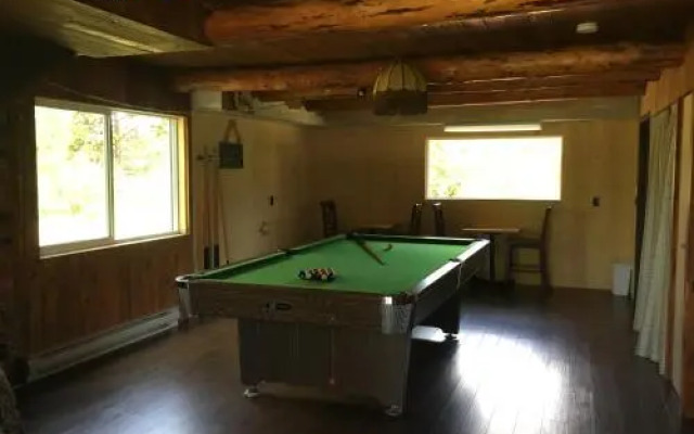 Ruth Lake Lodge Resort