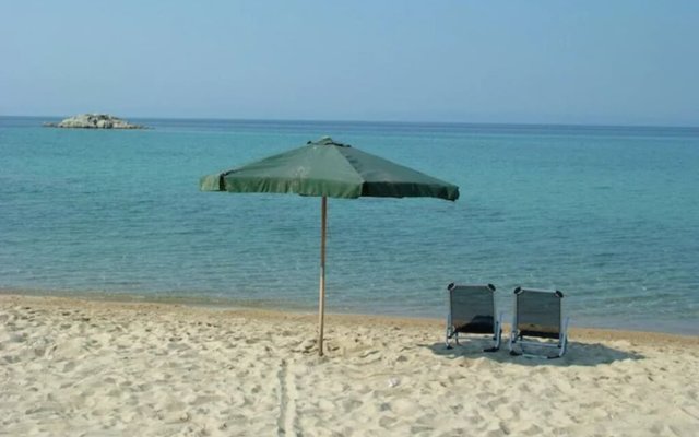 "spacious Maisonette on the \"eu Blue Beach\" of Kalogria in Sithonia, Greece Num1"