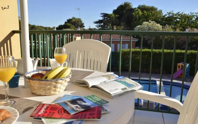 Apartamentos Surest