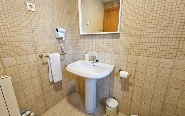 Apartamentos Escarrilla Suites 3000