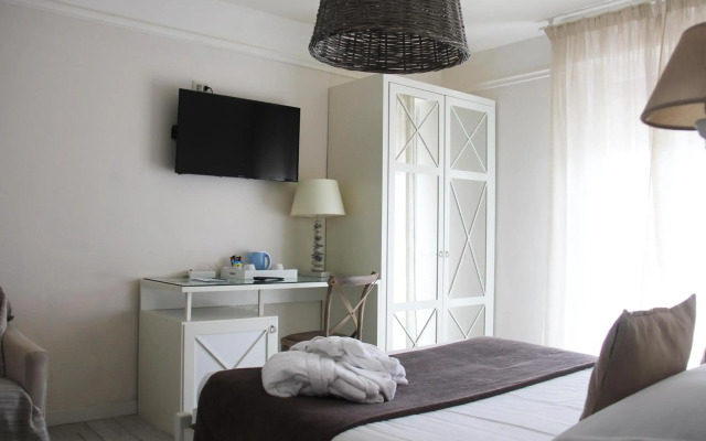Hotel Bijou