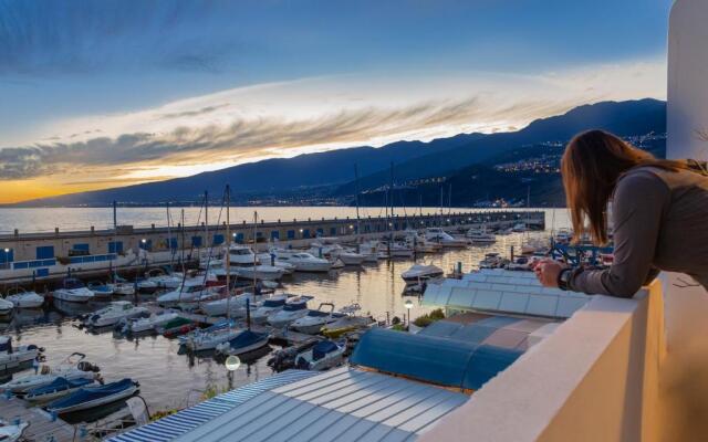Radazul Marina Seafront 12