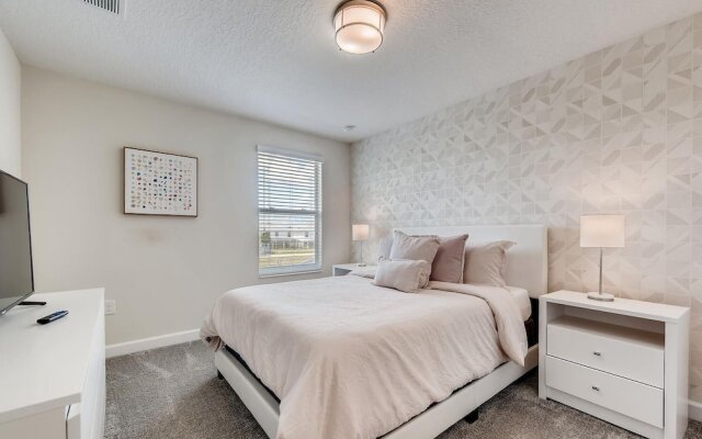 1596 MC - Enchanted 6BR Villa: Pool, Magic for 14