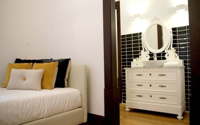 Oryza Guest House & Suites