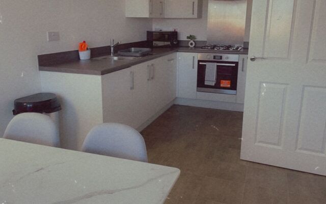 Impeccable 3-bed House in Northampton