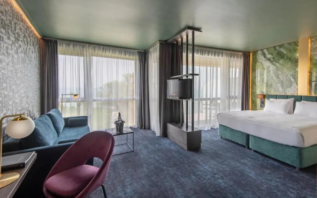 Hotel Azúr Prémium