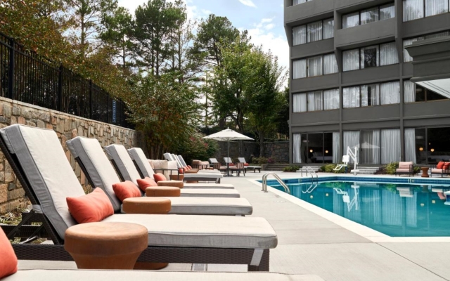 DoubleTree by Hilton Atlanta Windy Hill Ballpark
