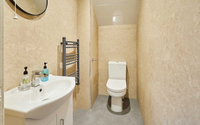 Host Stay Eskdale Escape