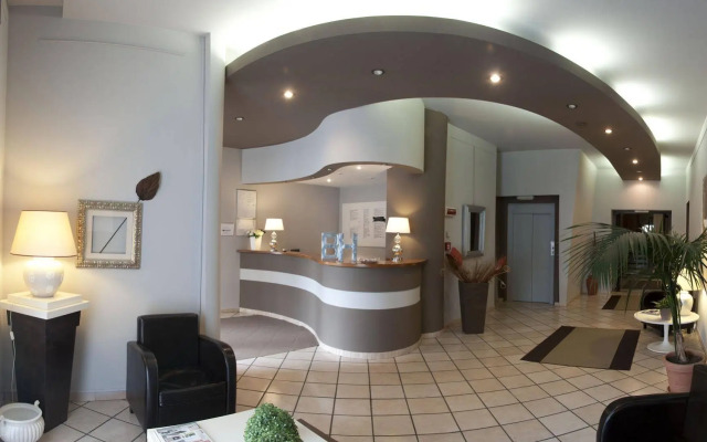 Bert Hotel