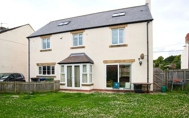5 bed Edwardian Style House