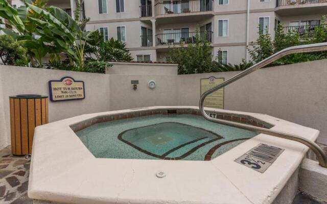 Beach Club 330