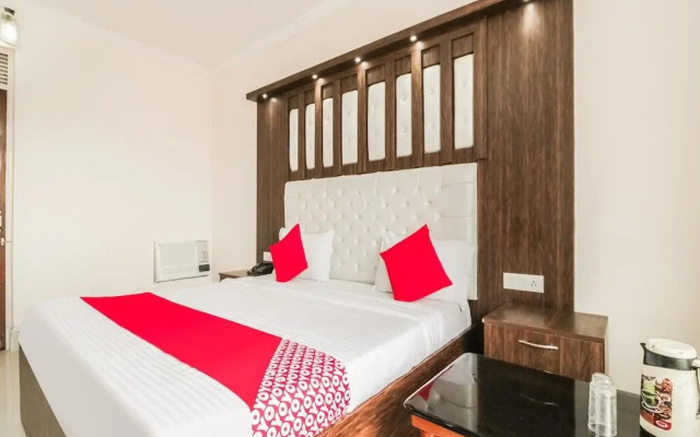 Hotel Vashistha by OYO Rooms