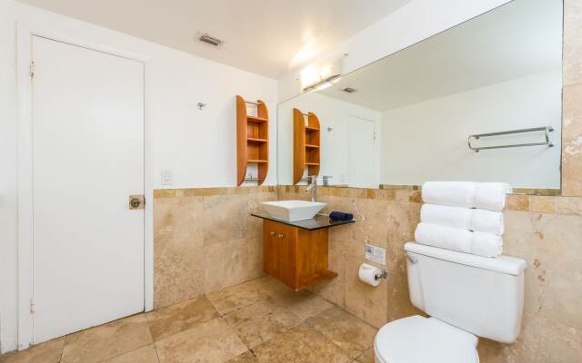 Hispaniola Apartments Part of the Oasis Casita Collection