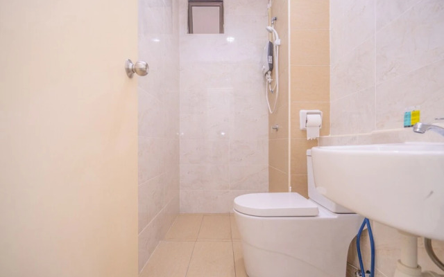 OYO 90183 D' Summit Residence 2bhk