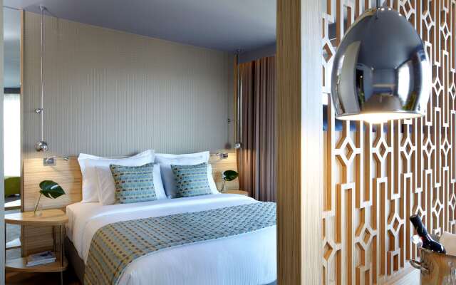 Wyndham Grand Athens