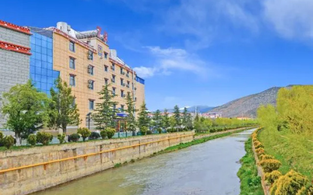 7 Days Inn Shangrila Bus Station Branch