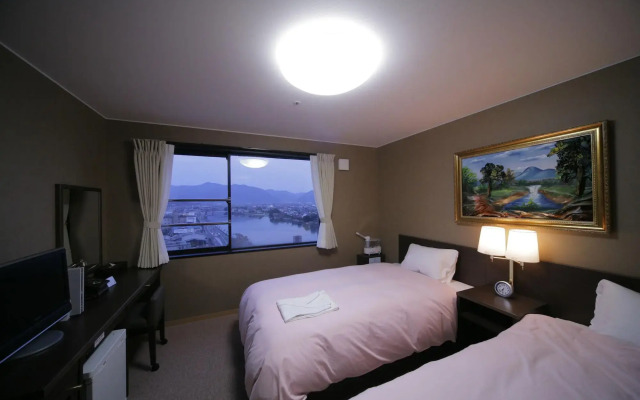 Hagi Royal Intelligent Hotel