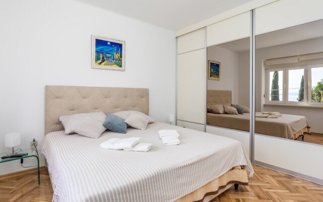 Stunning Apartment in Opatija With Wifi and 2 Bedrooms