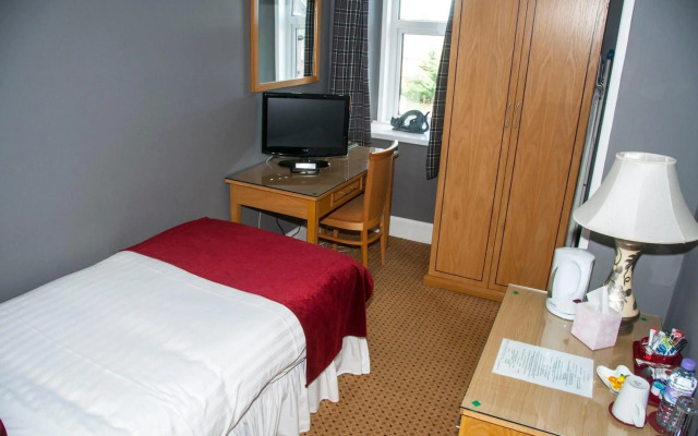 Caledonian Hotel