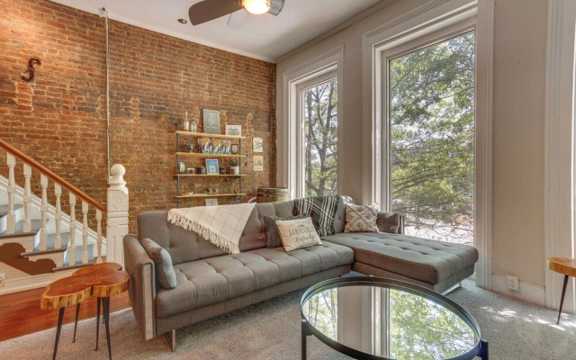 'kentucky Bourbon Loft' ~ Downtown Louisville