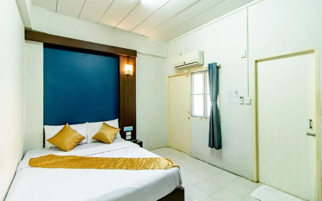 Riski Residence Bangkok-noi