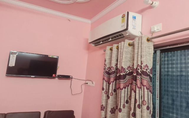 SPOT ON 83264 Aaditya Hotel