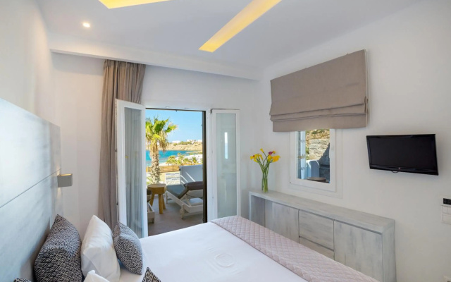 Tropicana Suites & Villas