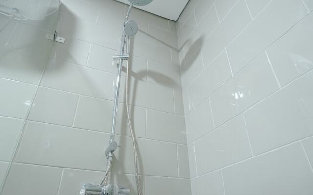 Beautiful 1BR at CitraLake Suites Apartment