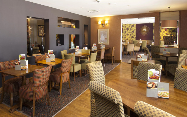 Premier Inn Bristol Cribbs Causeway - M5 J17