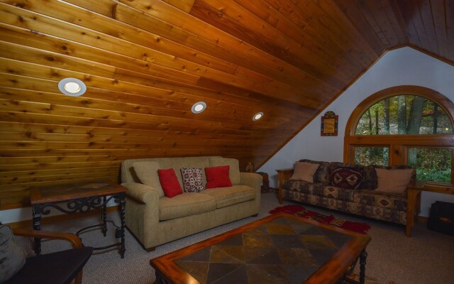 All Decked Out 4 Bedroom House