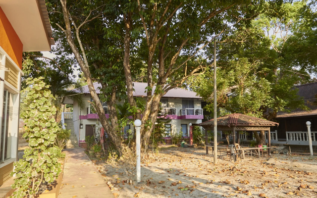 Corrie Chalet, Pantai Cenang Langkawi