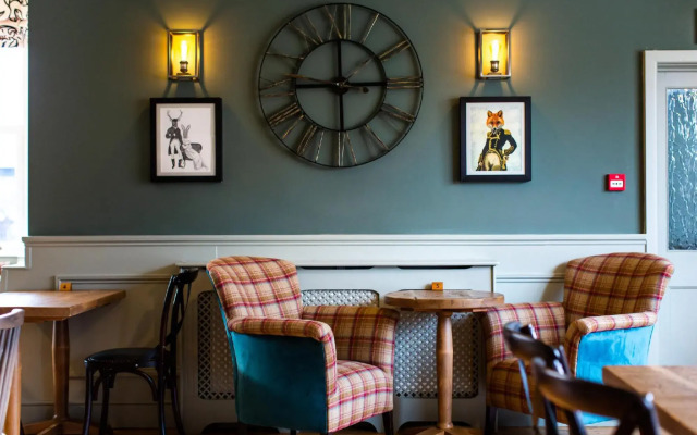 Coach House Inn