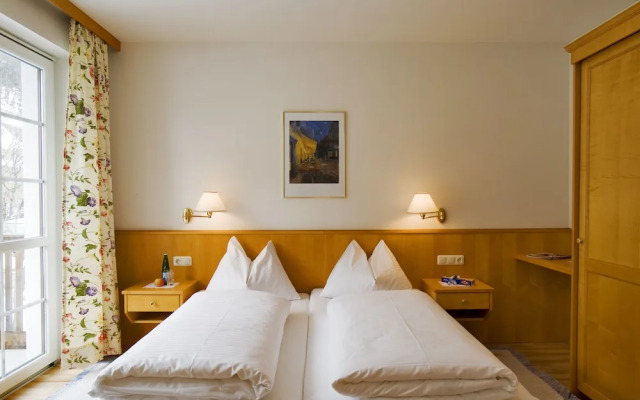 Rauscher & Paracelsus