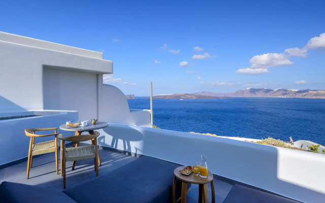 Neptune Luxury Spa Suites